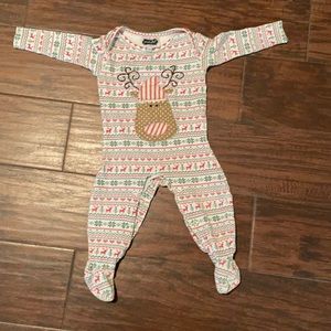 Mud Pie Christmas Footie